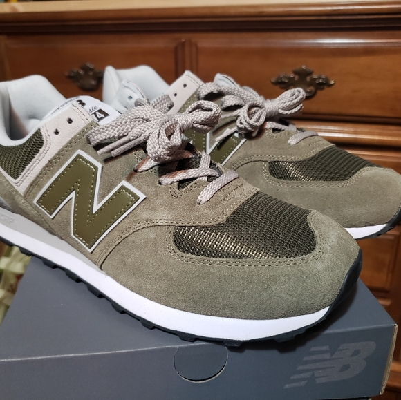 new balance 608 classic olive